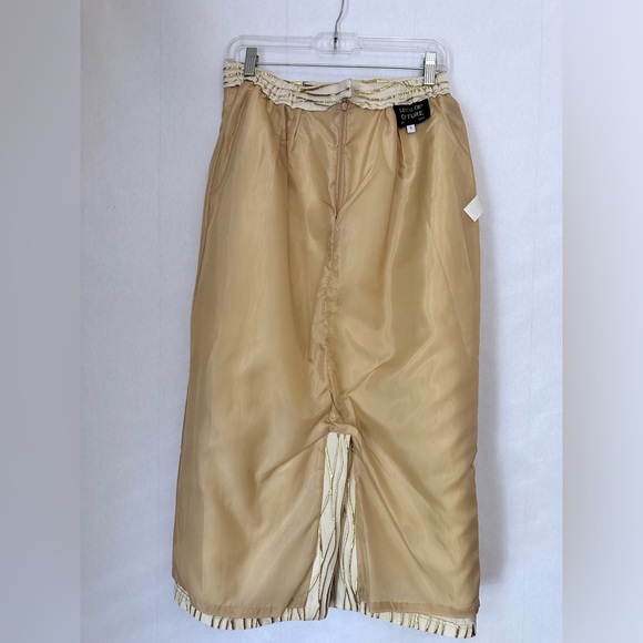 Lily & Taylor  New York GORGEOUS LUXURY Suit 3 pcs Size 4 Couture - Picture 10 of 17